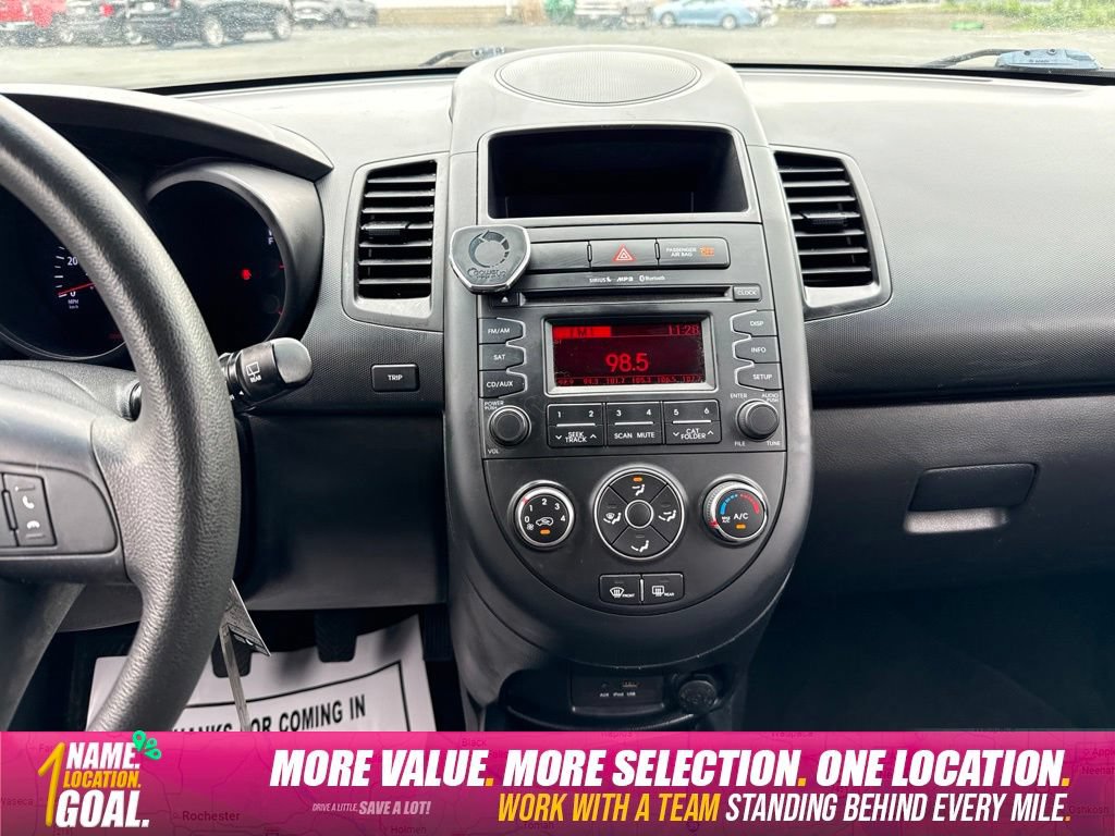 Used 2013 Kia Soul FWD image 15