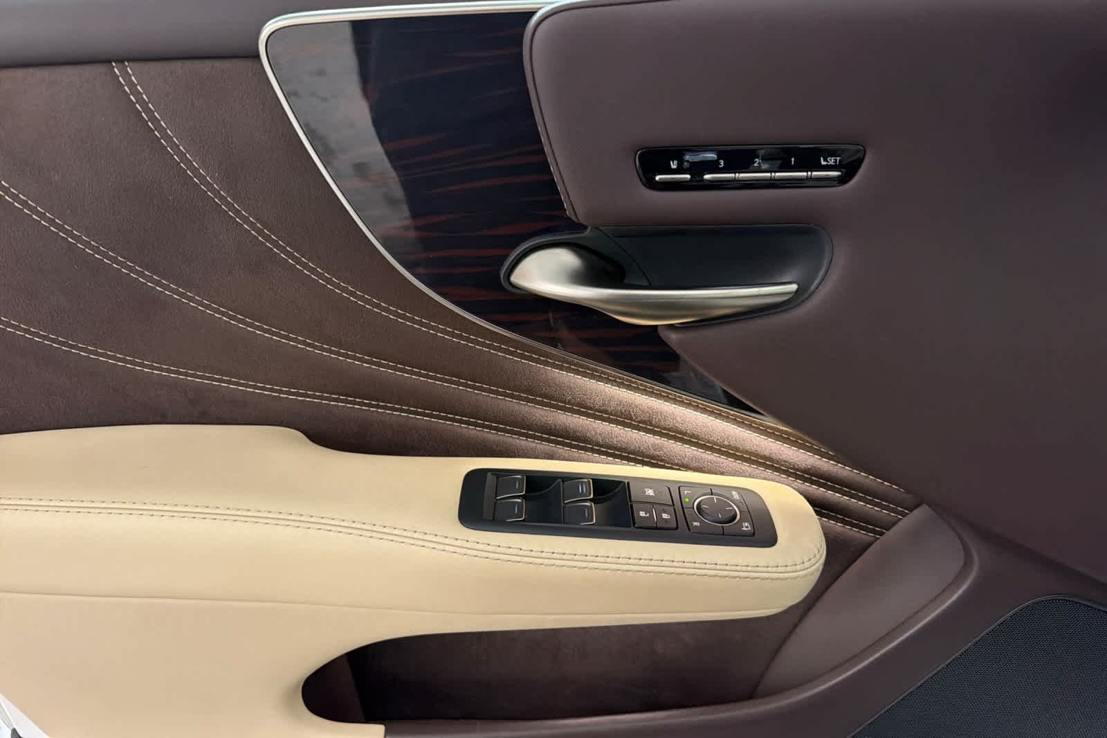 Used 2018 Lexus LS 500 AWD w/ Interior Upgrade Package image 12
