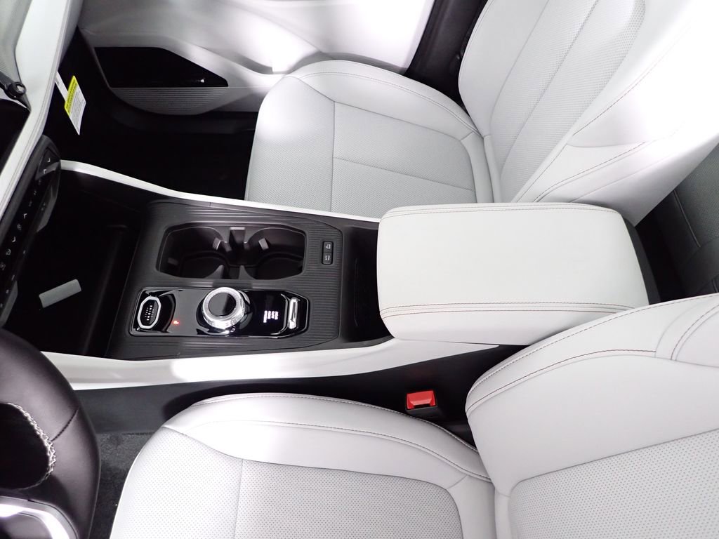 New 2026 Jeep Cherokee Limited image 39