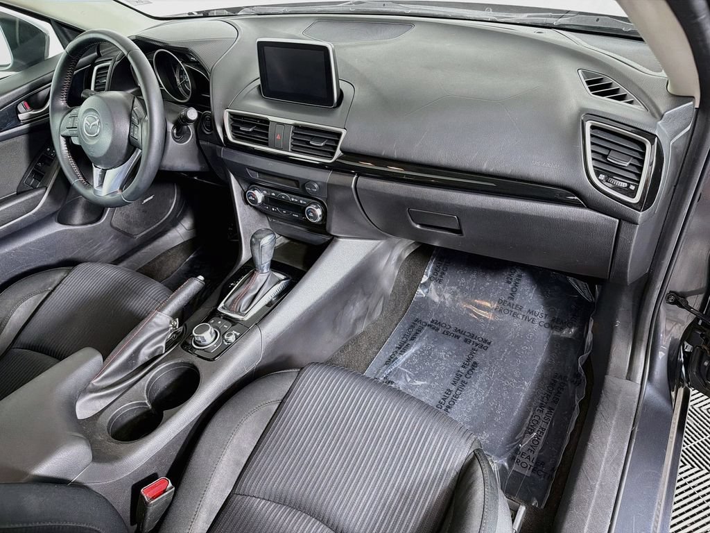 Used 2016 MAZDA MAZDA3 i Touring w/ Popular Equipment Package FWD image 29