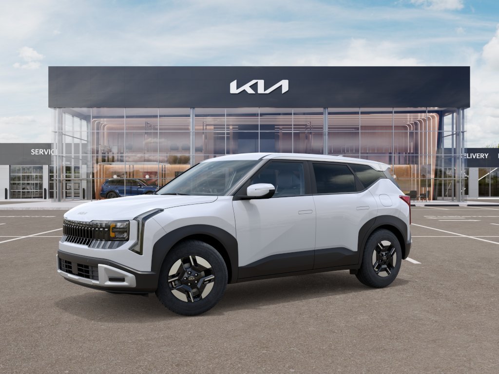 New 2027 Kia Seltos LX FWD image 3