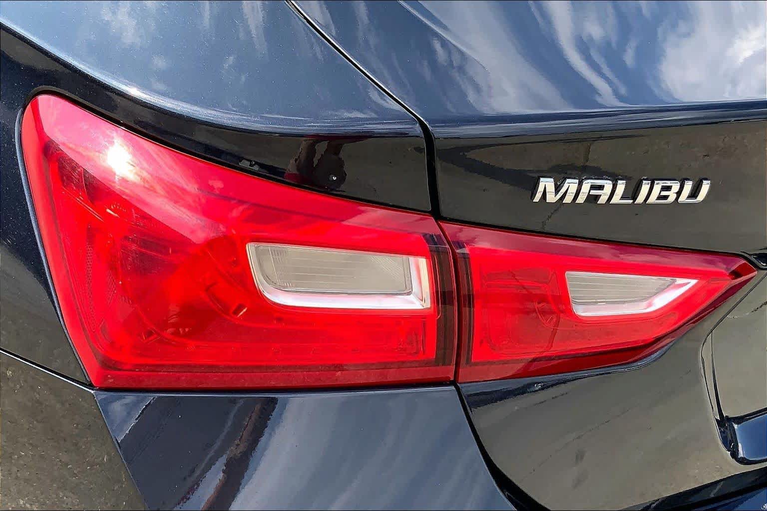 Used 2023 Chevrolet Malibu LT FWD image 28