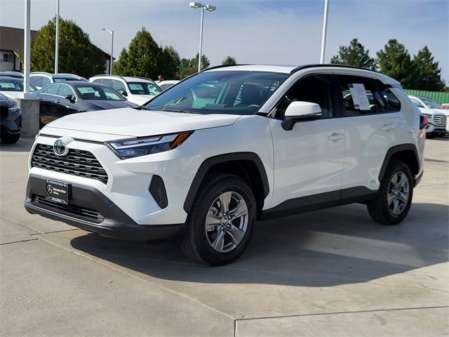 Used 2025 Toyota RAV4 XLE image 39