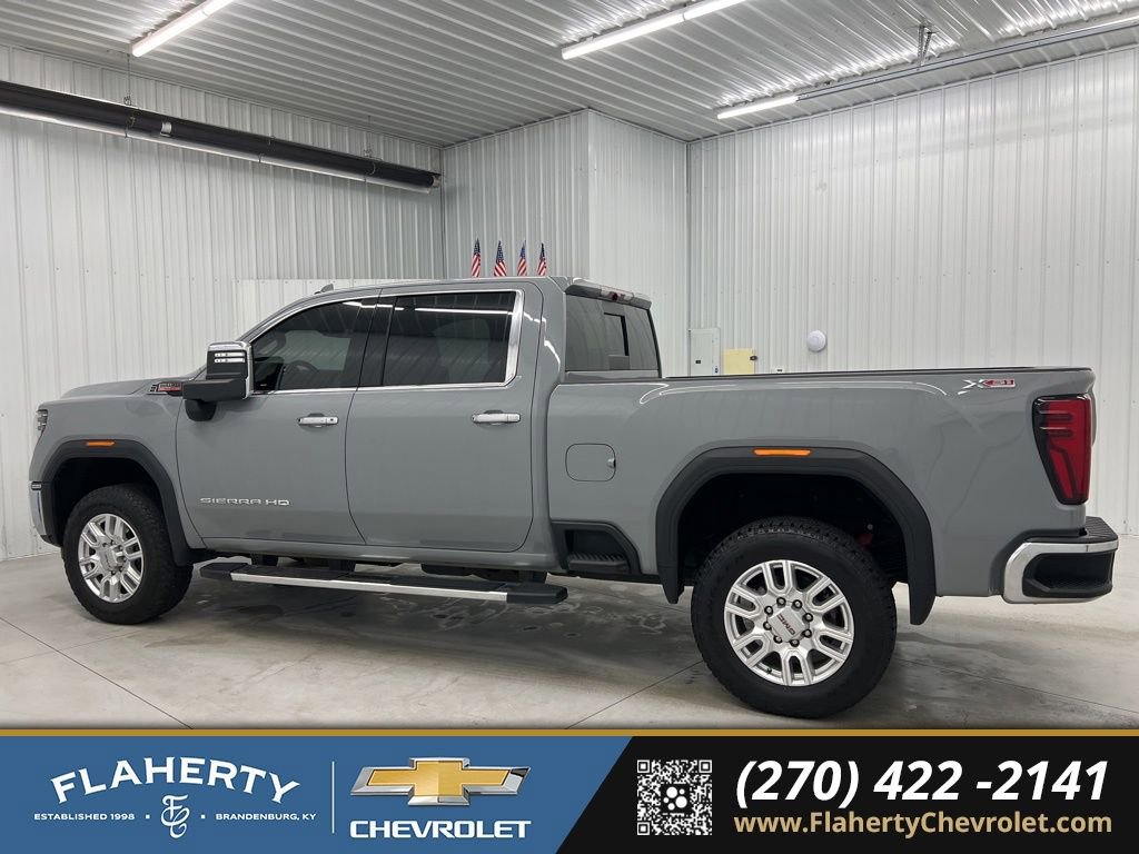 Used 2024 GMC Sierra 2500 SLT w/ SLT Premium Package image 5