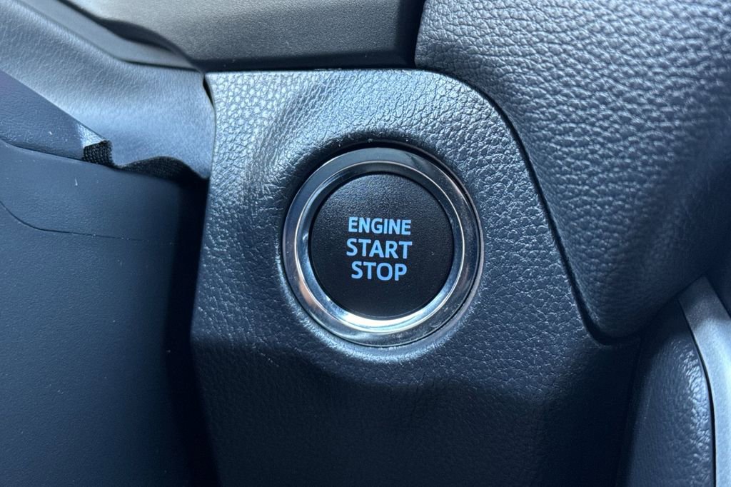 Certified 2022 Toyota RAV4 XLE w/ Convenience Package image 21