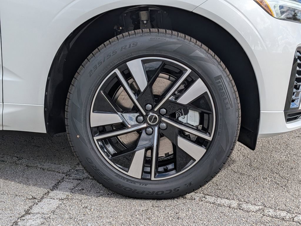 New 2026 Volvo XC60 T8 Core w/ Protection Package Premier image 19