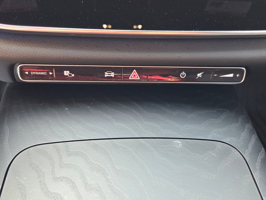 Used 2025 Mercedes-Benz E 350 4MATIC Sedan w/ Driver Assistance Package image 19