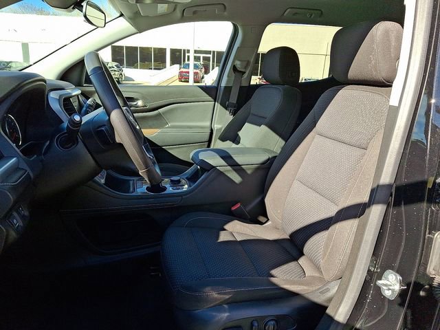 Used 2023 GMC Acadia SLE w/ Driver Convenience Package image 15