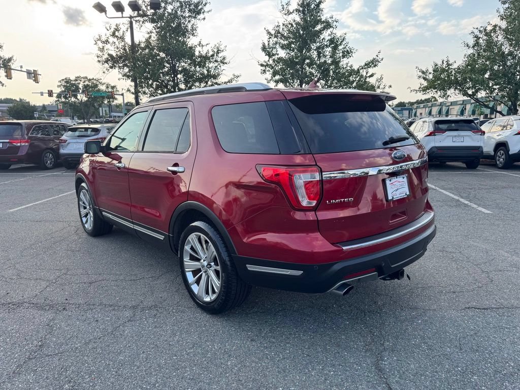 Used 2019 Ford Explorer Limited w/ Ford Safe & Smart Package FWD image 5