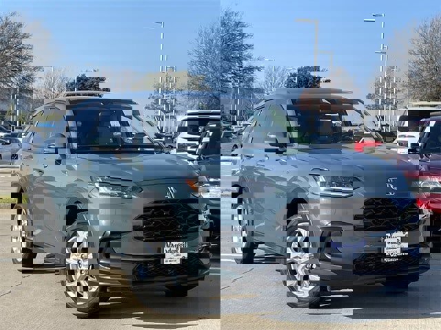 Certified 2025 Honda HR-V LX image 2