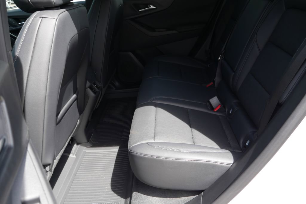 New 2026 Chevrolet Equinox LT w/ Convenience Package II AWD/4WD image 26