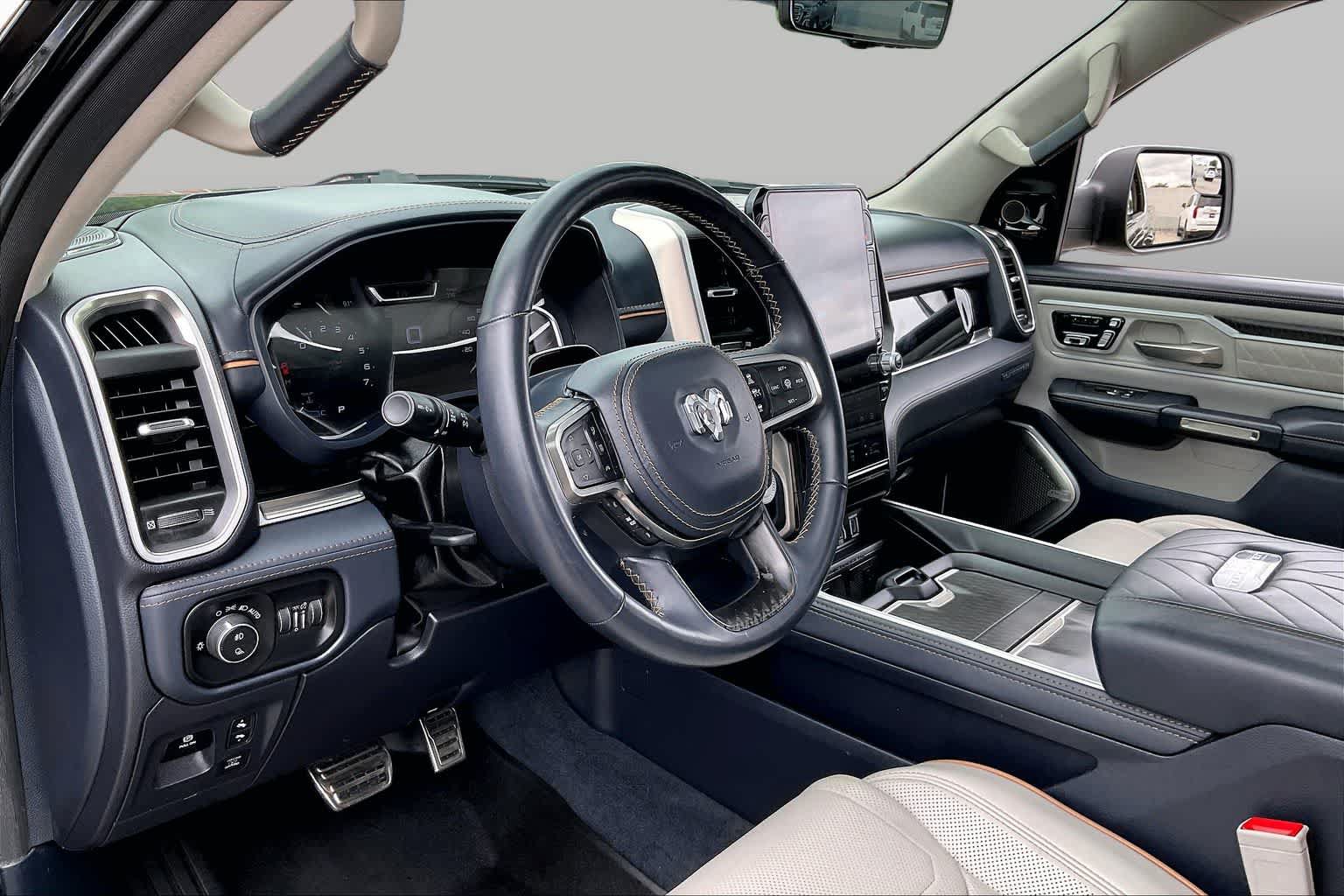 Used 2025 RAM 1500 Tungsten AWD/4WD image 34