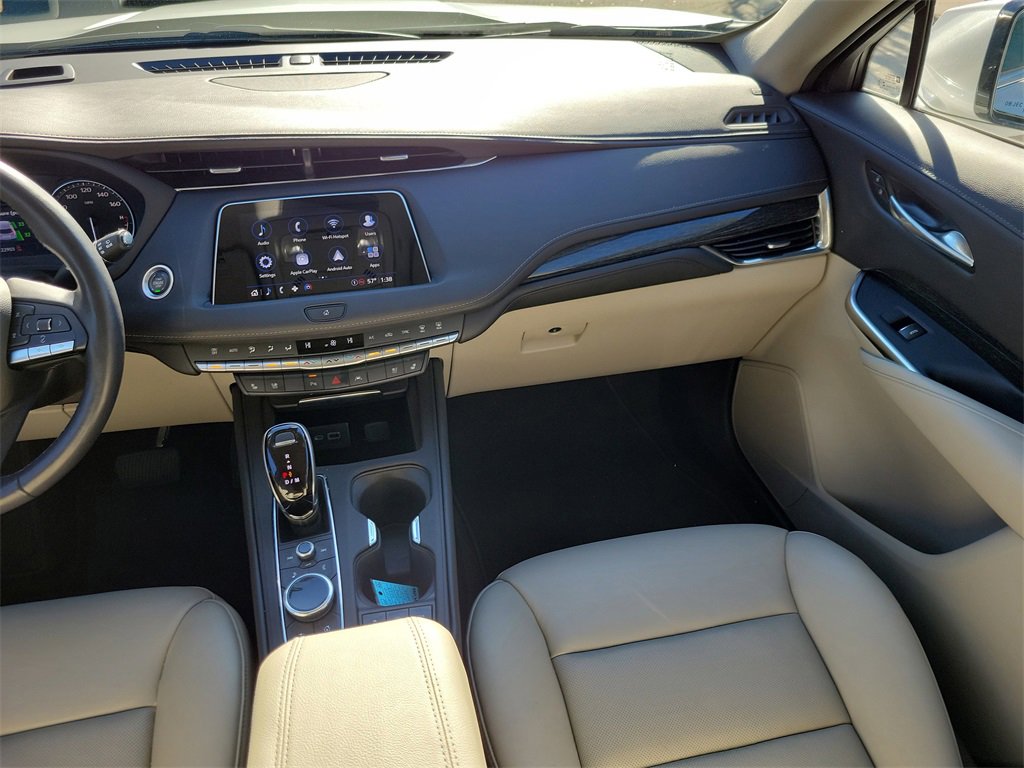 Used 2023 Cadillac XT4 Premium Luxury image 47