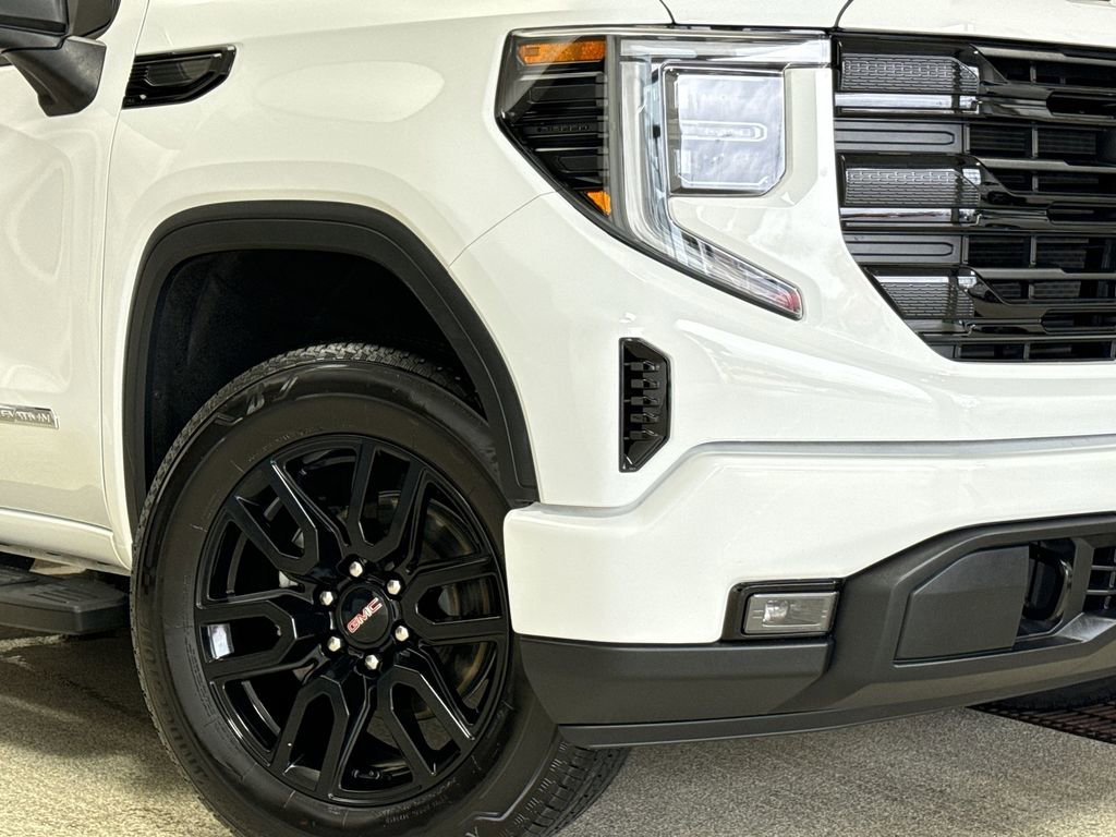 Certified 2024 GMC Sierra 1500 Elevation image 3