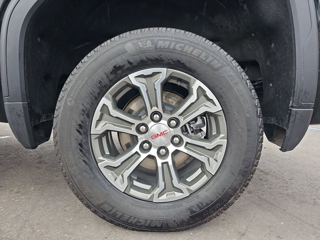 Used 2025 GMC Sierra 1500 SLT image 35