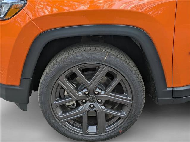 New 2026 Jeep Compass Latitude w/ Sun and Sound Group image 10