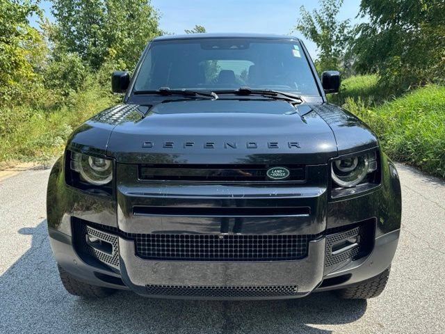 Certified 2024 Land Rover Defender 110 S AWD/4WD image 3