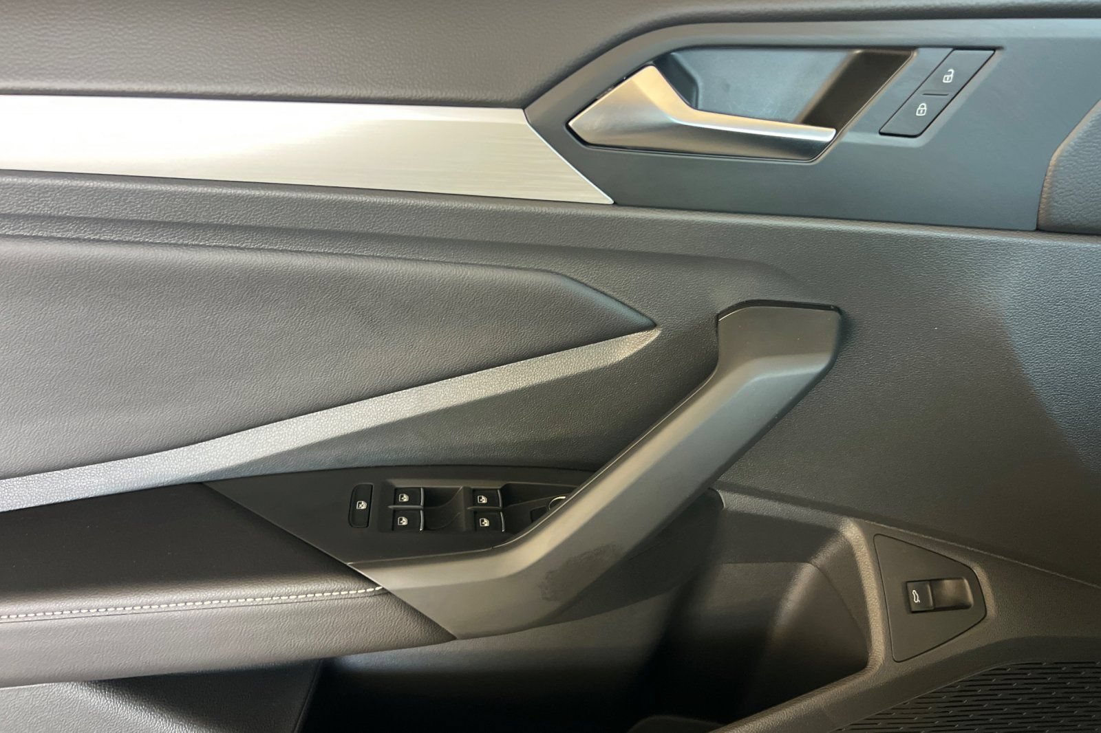 New 2026 Volkswagen Jetta Sport FWD image 11
