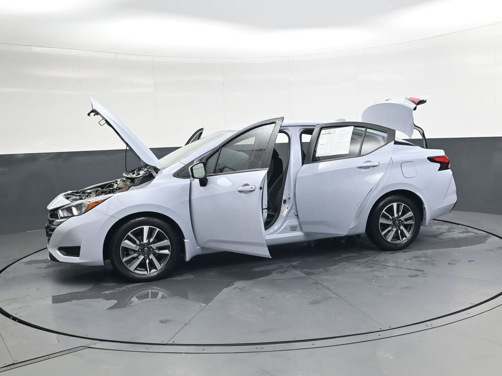 Used 2024 Nissan Versa SV w/ Trunk Package image 42