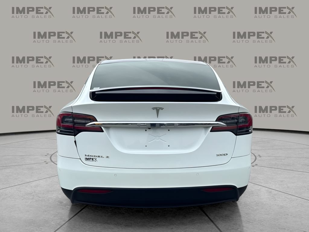 Used 2019 Tesla Model X 100D AWD/4WD image 4