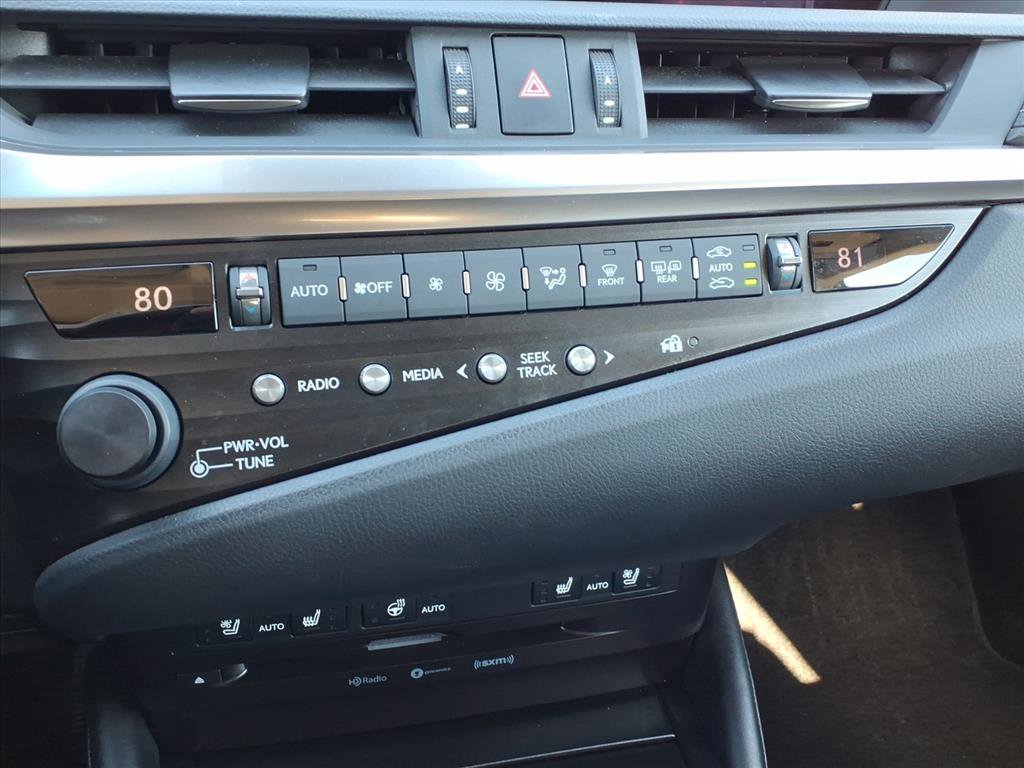 Used 2019 Lexus ES 350 w/ Premium Package image 26