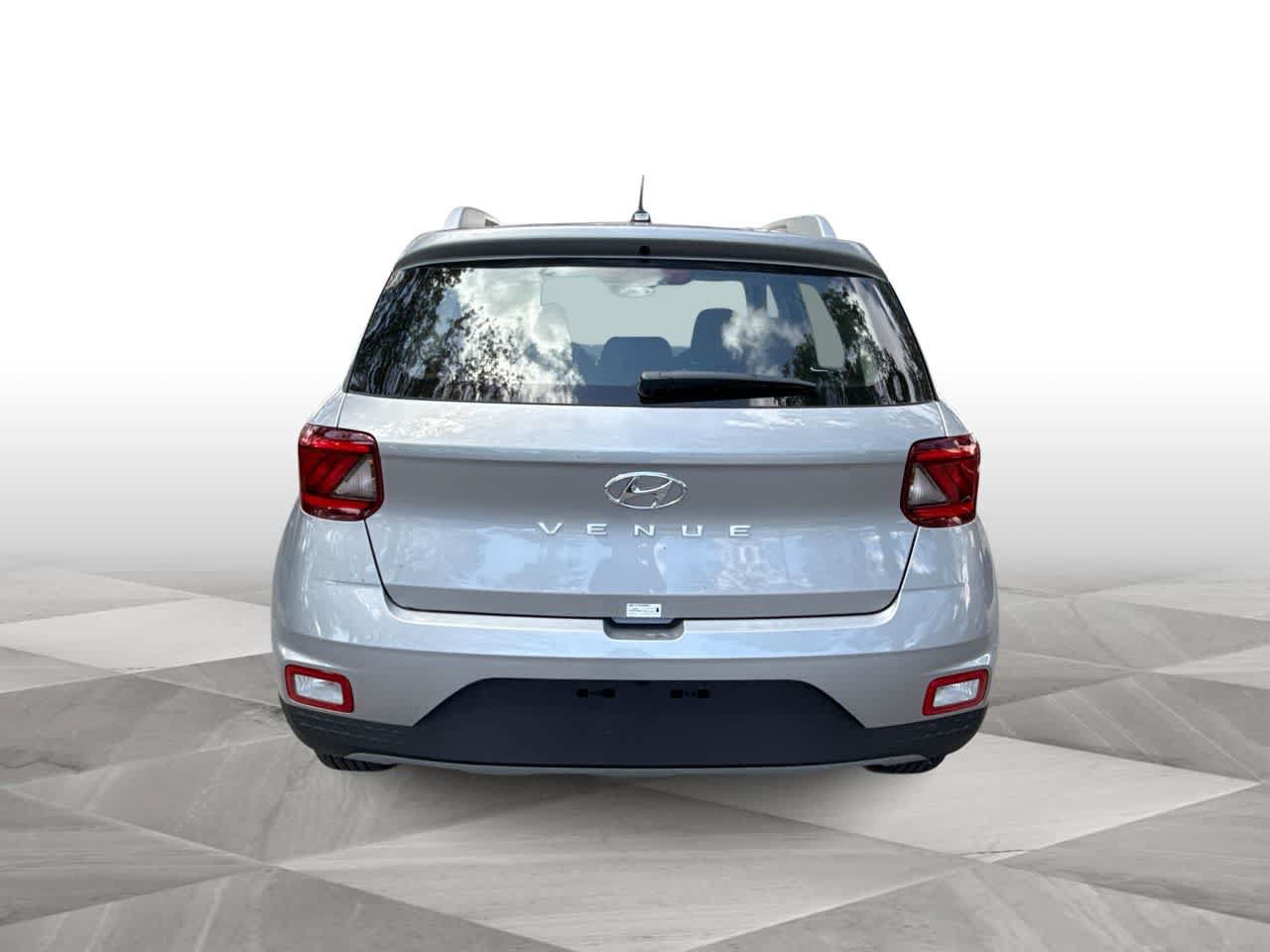 New 2026 Hyundai Venue SEL FWD image 7