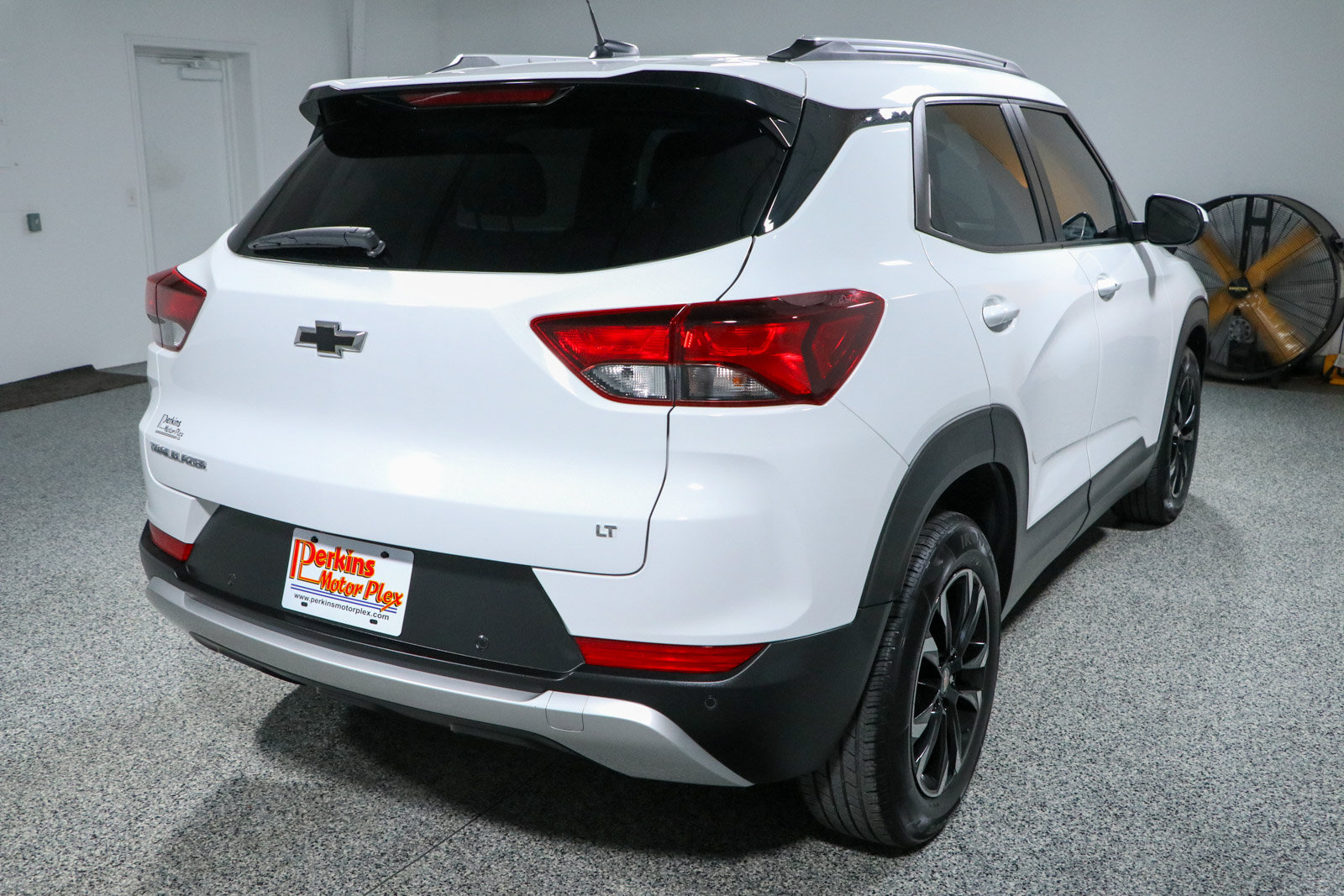 Used 2023 Chevrolet TrailBlazer LT w/ Convenience Package FWD image 7