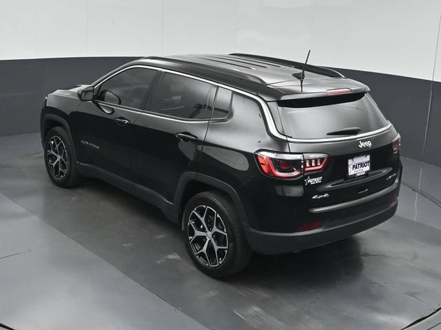 Used 2024 Jeep Compass Limited AWD/4WD image 40