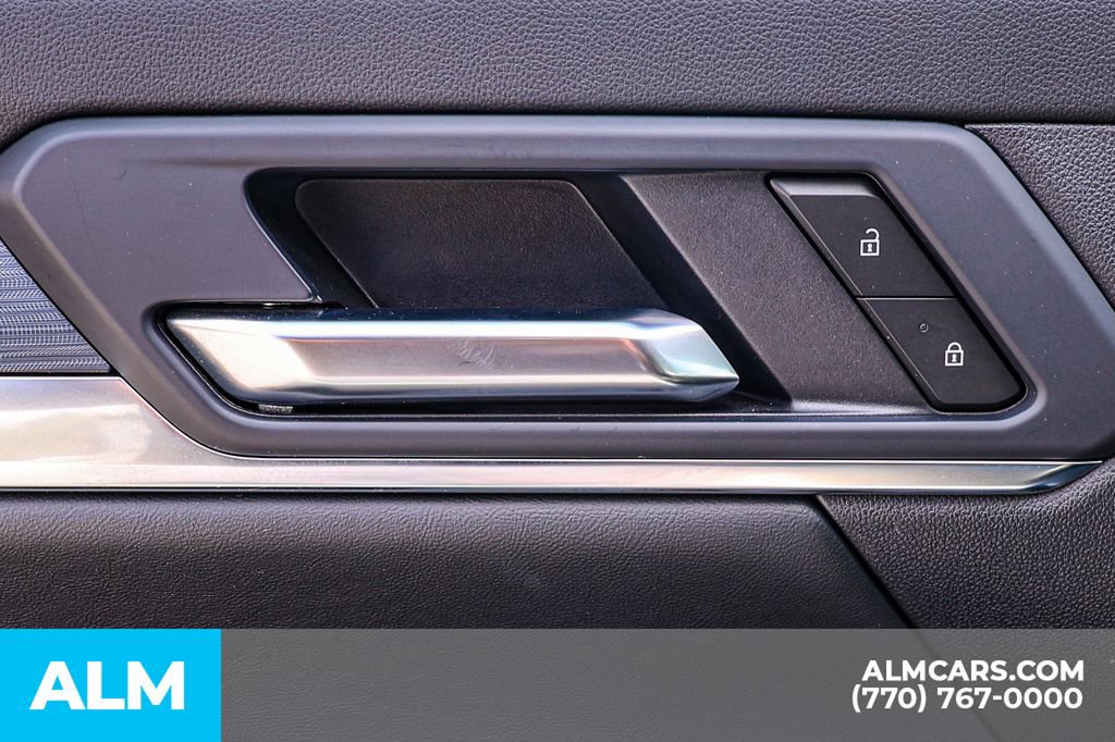 Used 2025 GMC Terrain Elevation image 46