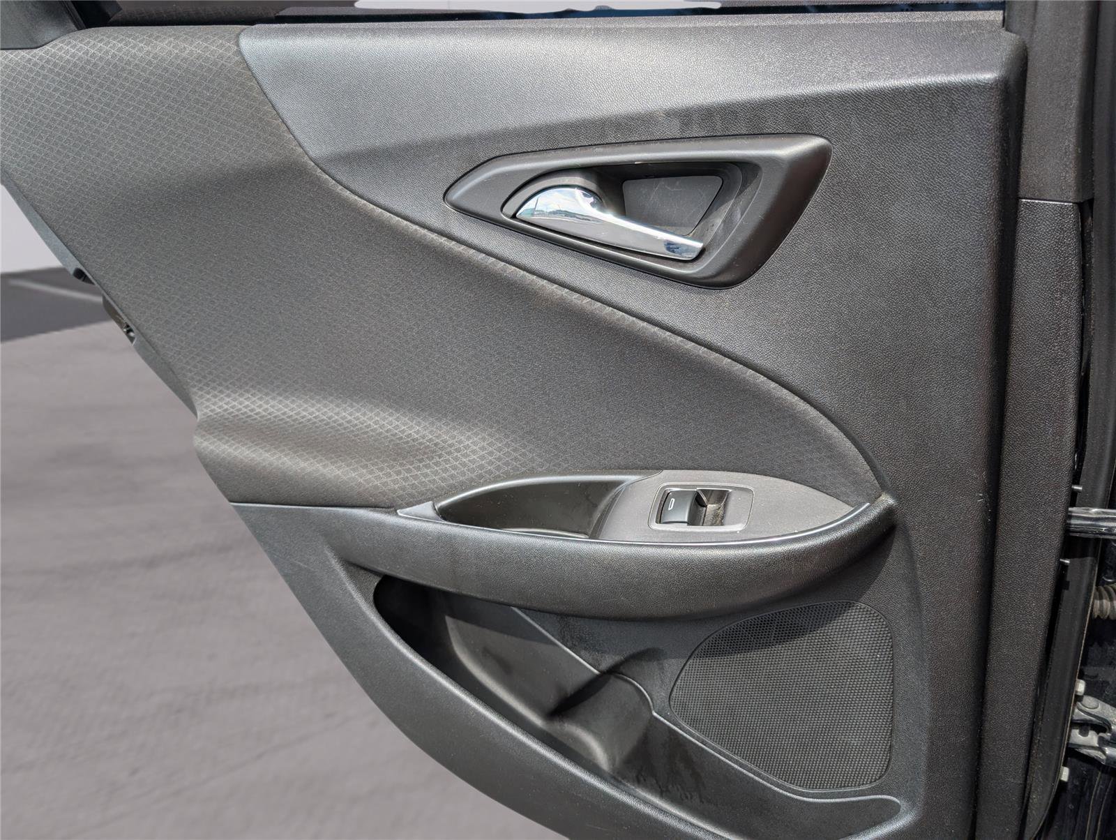 Used 2016 Chevrolet Malibu LT image 31