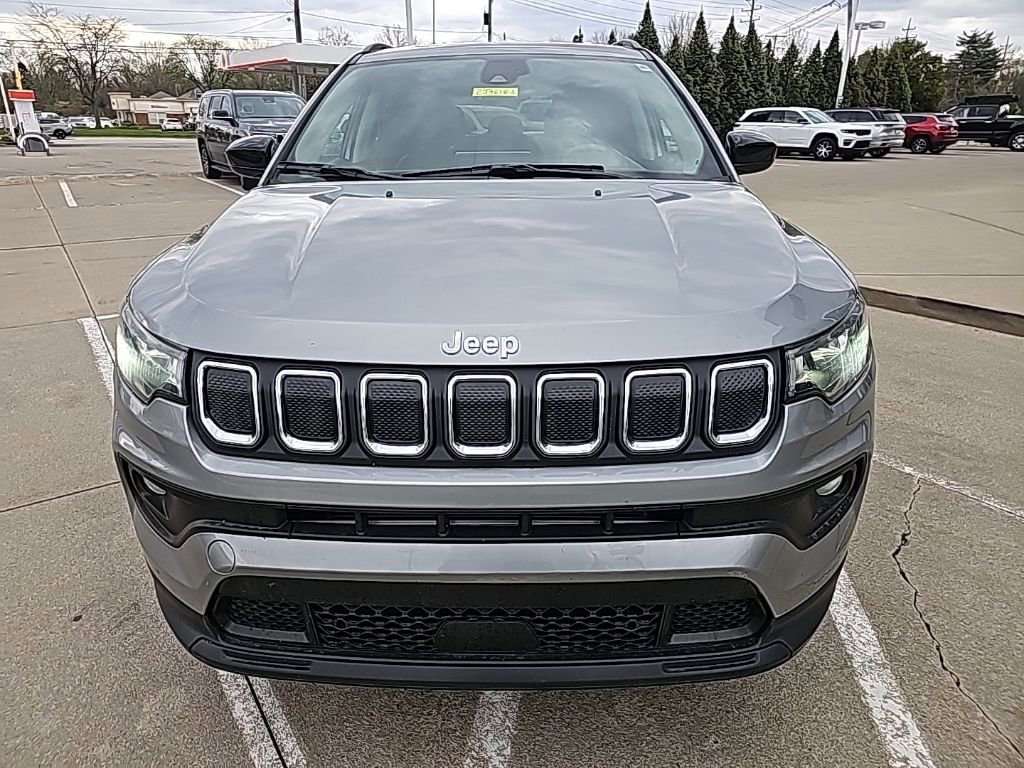 Certified 2022 Jeep Compass Latitude AWD/4WD image 4