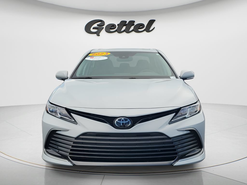 Used 2023 Toyota Camry LE w/ Convenience Package FWD image 2
