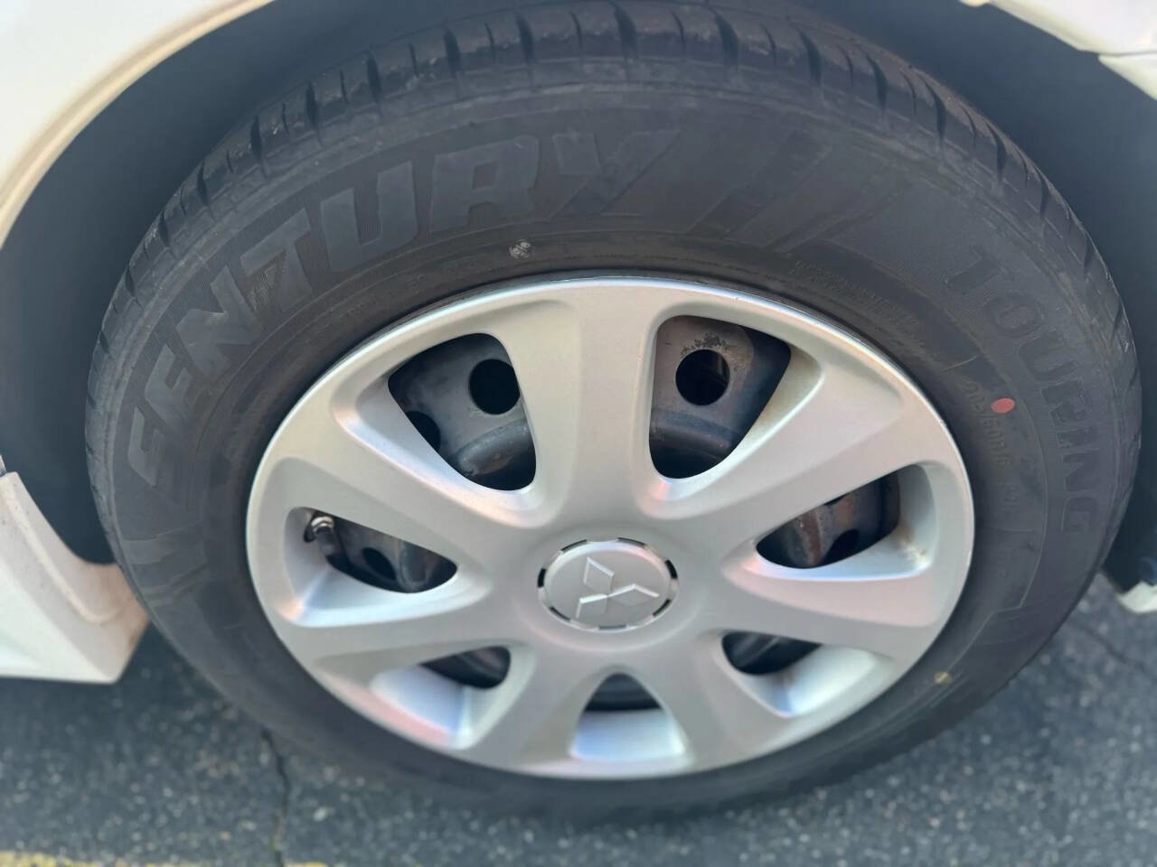 Used 2015 Mitsubishi Lancer ES image 32