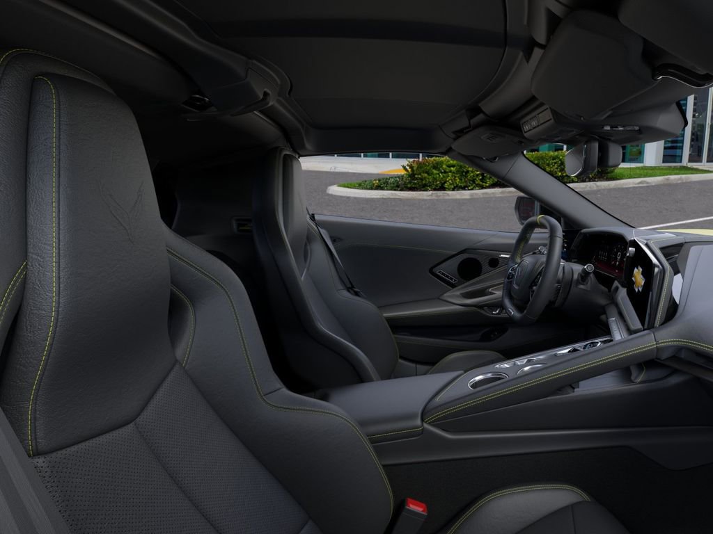 Used 2026 Chevrolet Corvette Z06 w/ Stealth Interior Trim Package RWD image 17