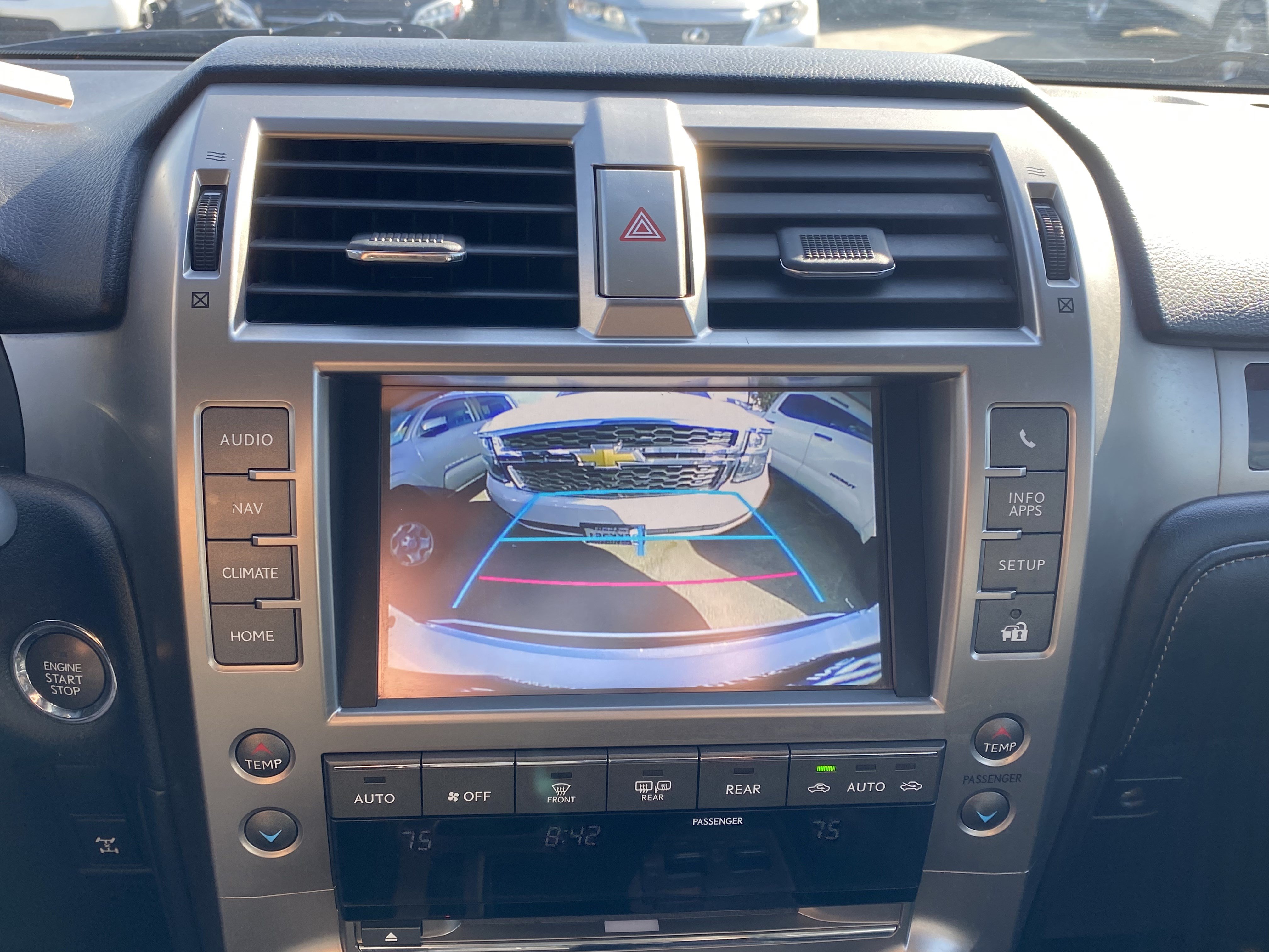 Used 2018 Lexus GX 460 Premium AWD/4WD image 17