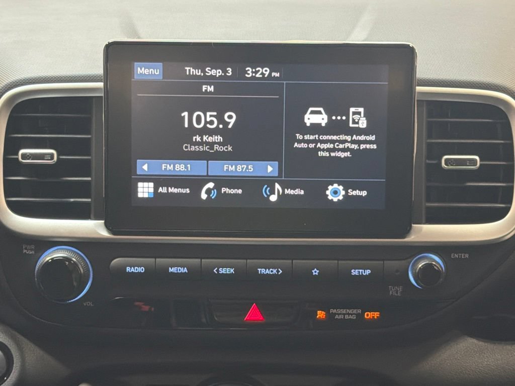 New 2026 Hyundai Venue SEL FWD image 17