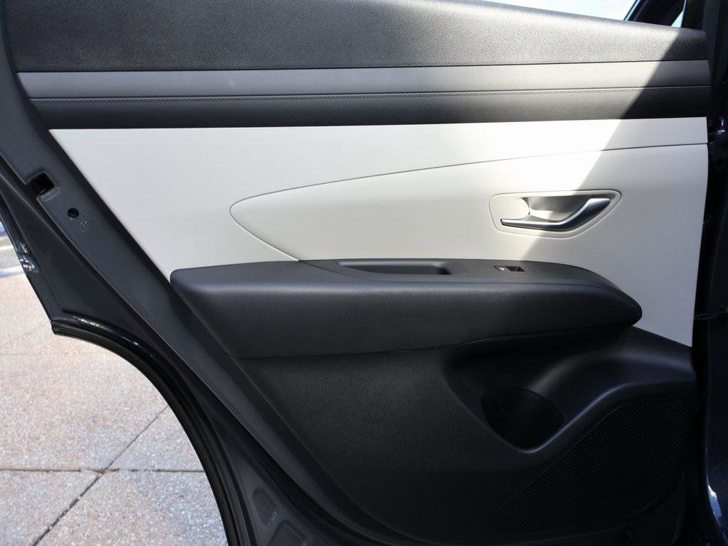 New 2026 Hyundai Tucson SEL image 18