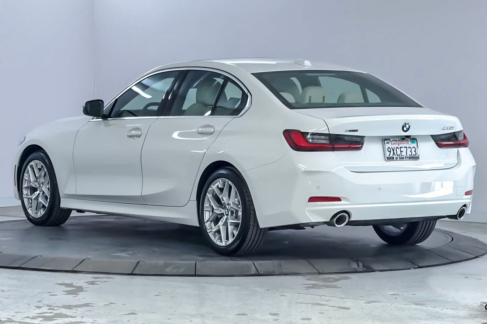 Used 2026 BMW 330i xDrive Sedan w/ Premium Package AWD/4WD image 6