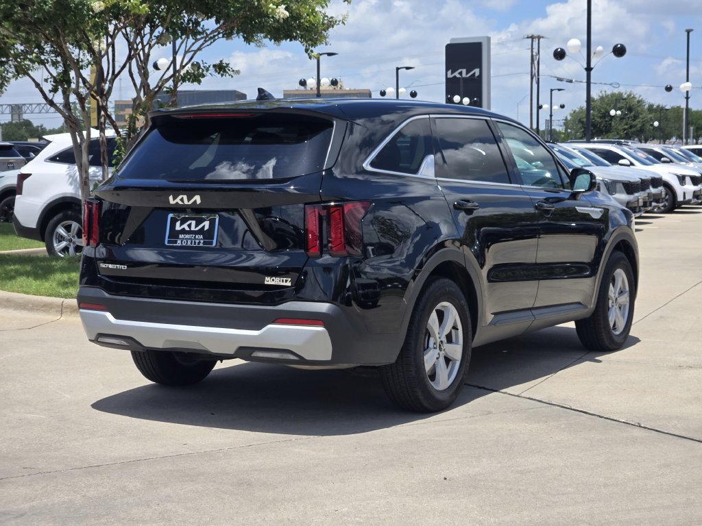 New 2026 Kia Sorento LX FWD image 4