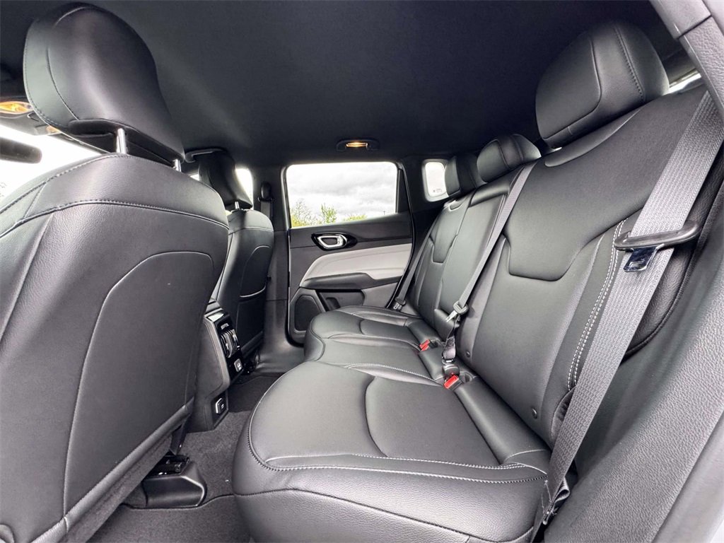 New 2026 Jeep Compass Limited image 14