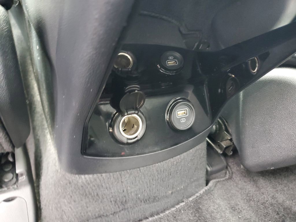 Used 2023 Kia Sorento SX image 11