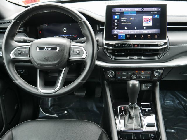 Used 2022 Jeep Compass High Altitude image 16