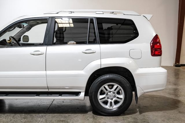 Used 2004 Lexus GX 470 image 16