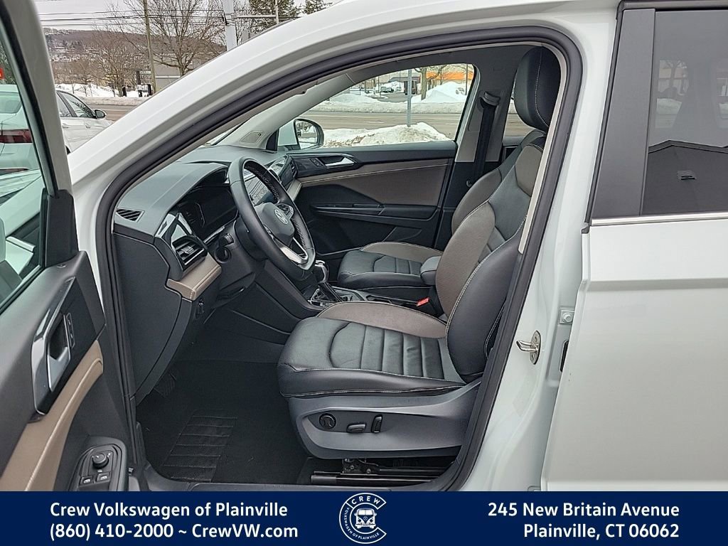 Certified 2022 Volkswagen Taos SEL image 13