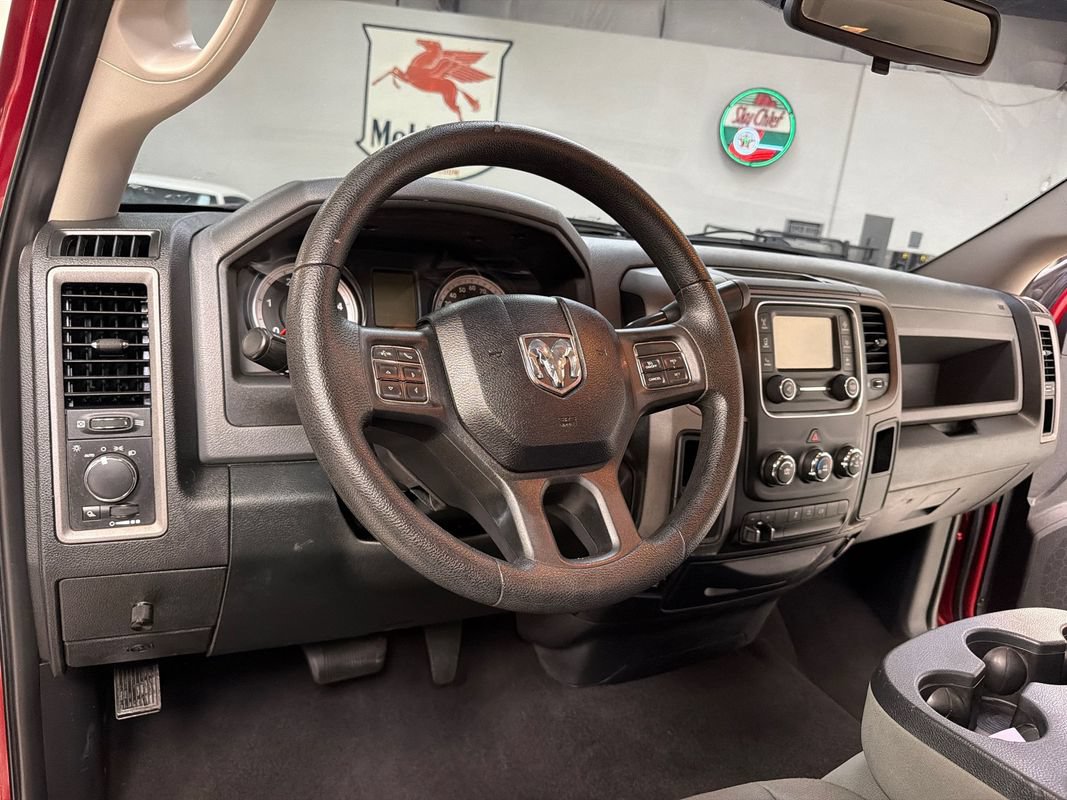 Used 2015 RAM 3500 Tradesman w/ Chrome Appearance Group RWD image 27