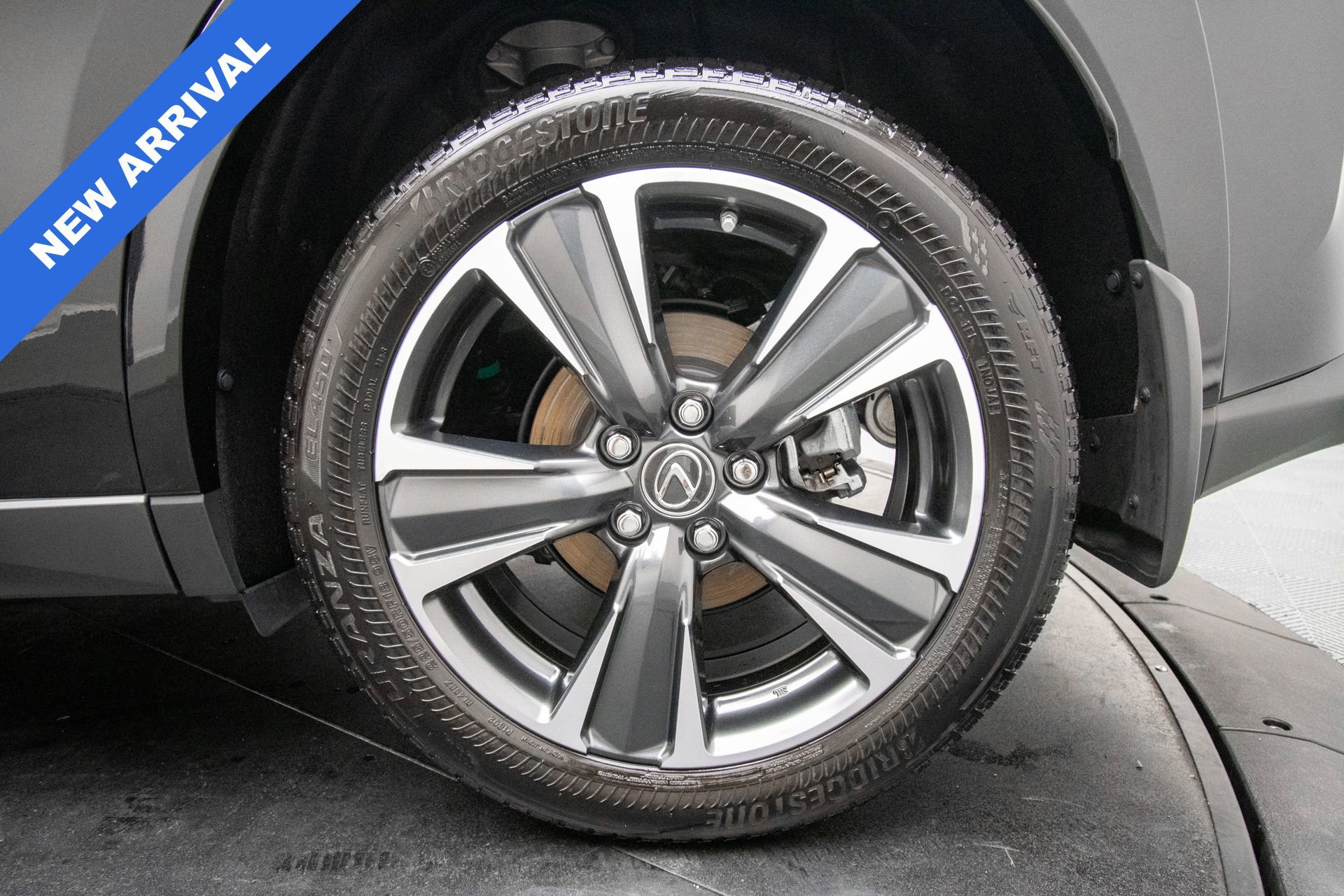 Used 2023 Lexus UX 250h AWD w/ Premium Package image 28
