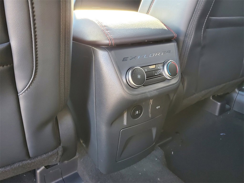New 2026 Ford Explorer ST-Line image 27