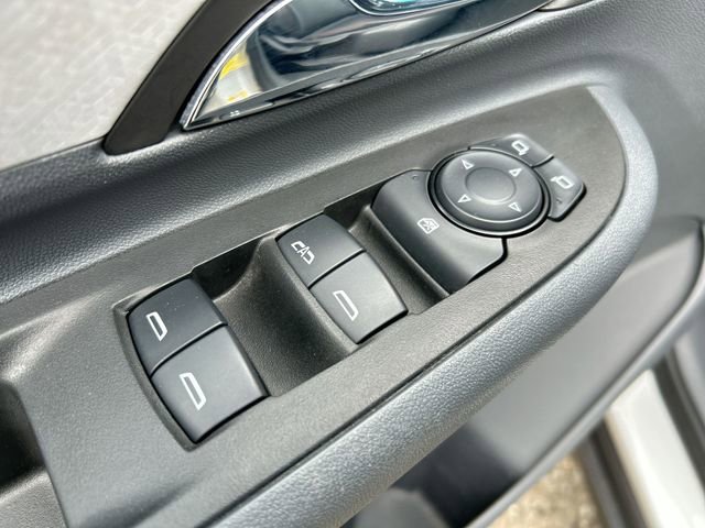 Used 2017 Chevrolet Bolt Premier image 21