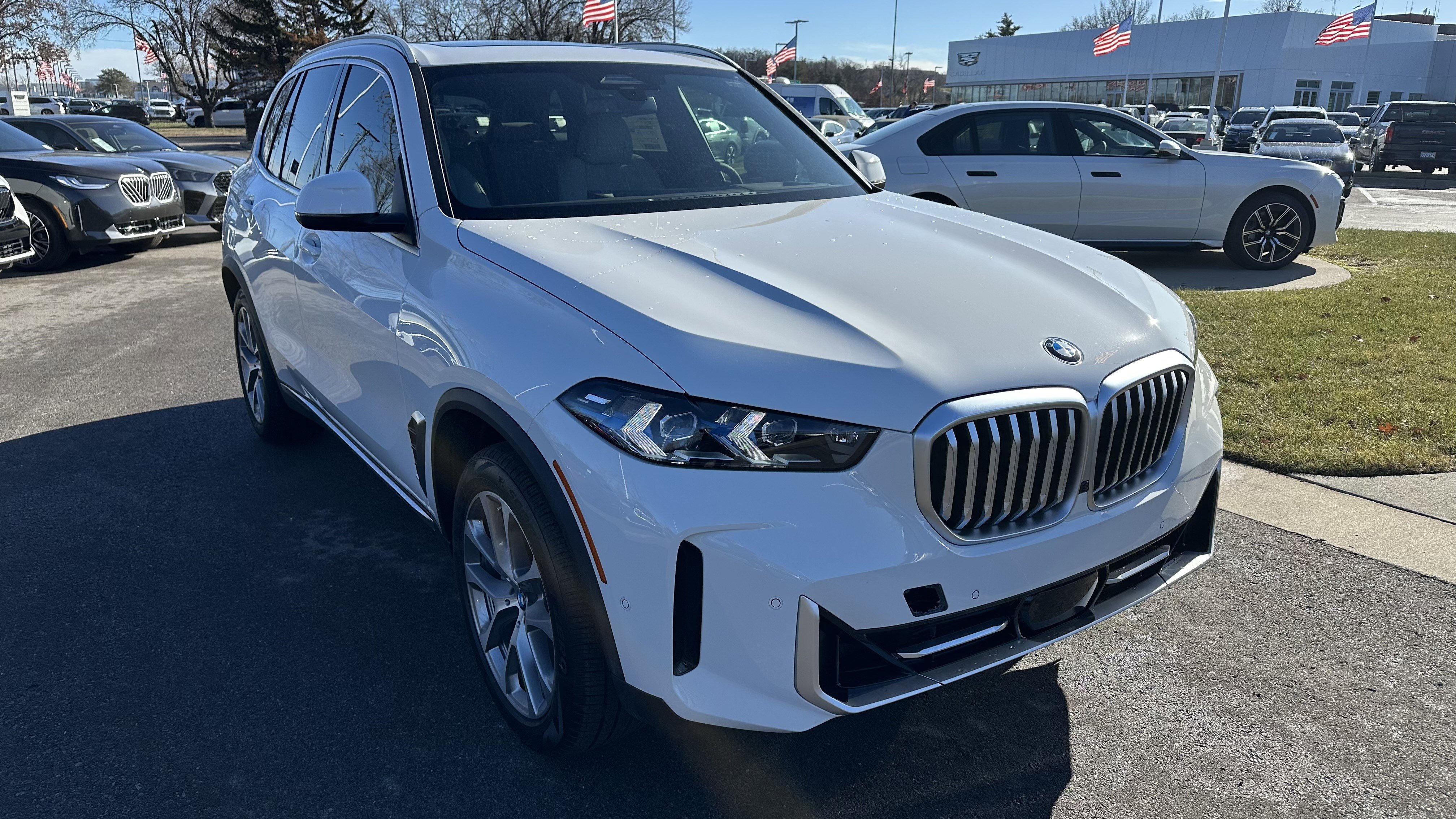Used 2026 BMW X5 xDrive40i w/ Premium Package AWD/4WD image 36