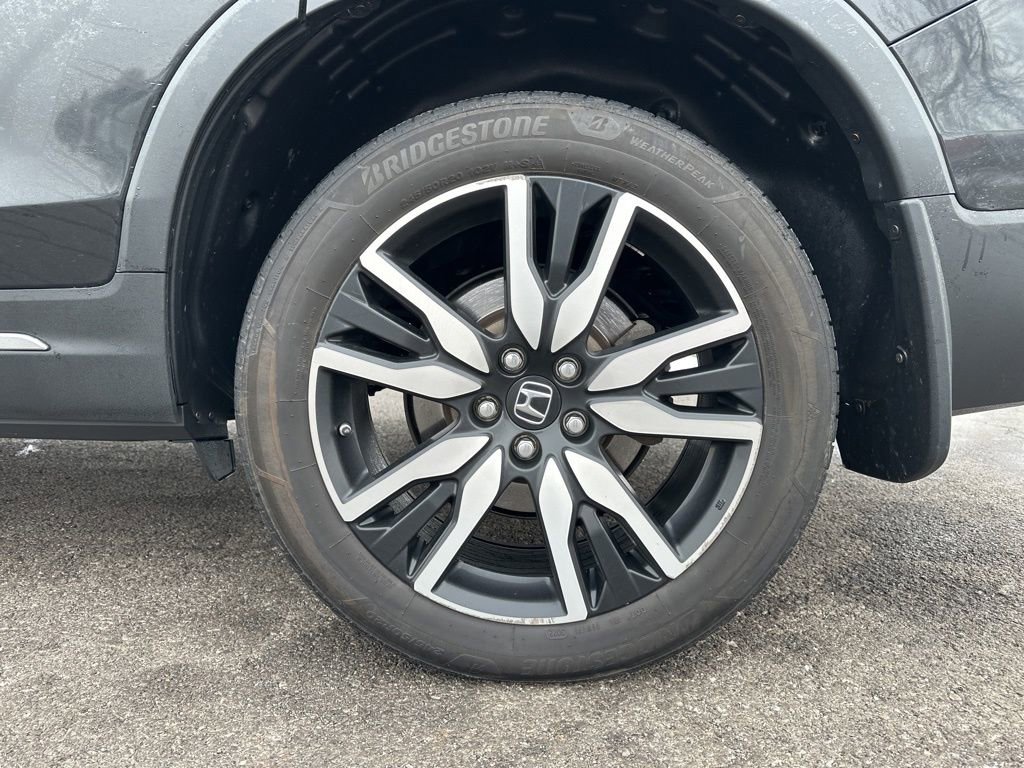 Certified 2019 Honda Pilot Touring image 8